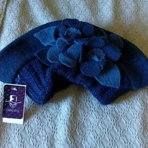 NWT Navy wool beret